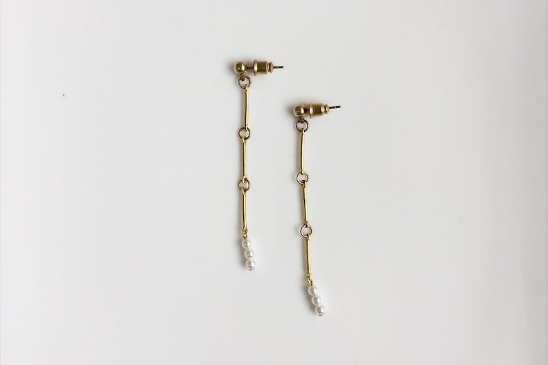 摩斯密語系列 黃銅珍珠造型耳環 - 耳環/耳夾 - 其他金屬 白色