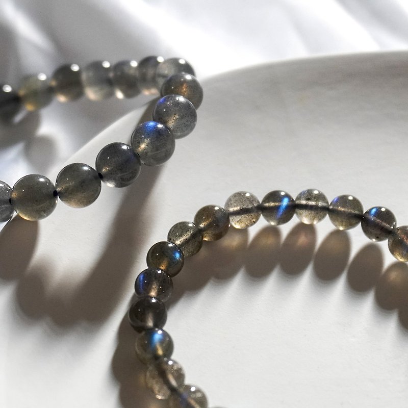 Blue Grey Body Labradorite Labradorite Crystal Bracelet - Bracelets - Crystal Gray