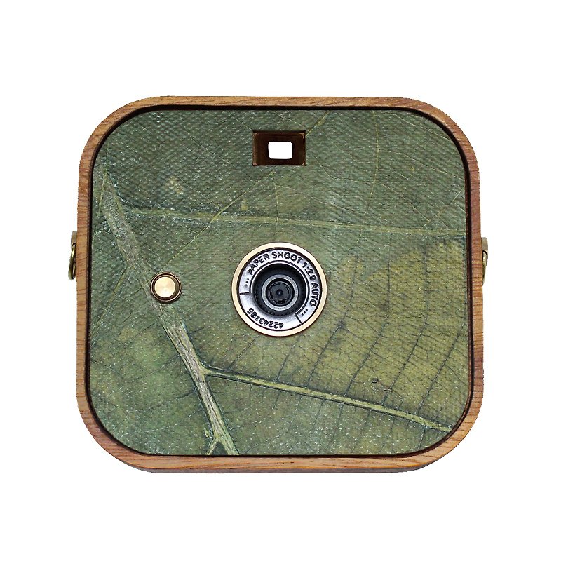 18MP Thinkk & SHOOT digital camera Leaf - Cameras - Wood Green