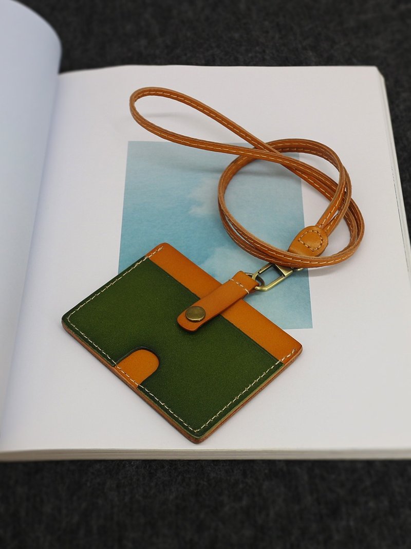 Customized Gift Neck Identification ID Holder Leather Horizontal Type - ที่ใส่บัตรคล้องคอ - หนังแท้ 