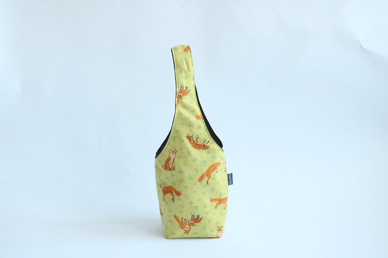 MaryWil雙面環保杯套飲料提袋-黃色小狐狸 - 飲料提袋/杯袋/杯套 - 棉．麻 黃色