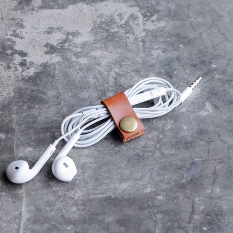 Wire Storage | Handmade Leather Goods | Customized Gifts | Vegetable Tanned Leather - Simple Line Reel - ที่เก็บสายไฟ/สายหูฟัง - หนังแท้ สีนำ้ตาล