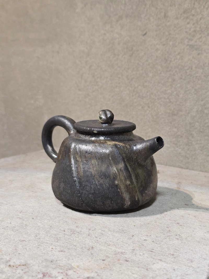 柴燒陶 / 茶壺 - 茶壺/茶杯/茶具 - 陶 黑色
