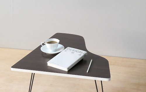 HO MOOD HO MOOD 樂音系列—piano 摺疊桌(白邊款)。