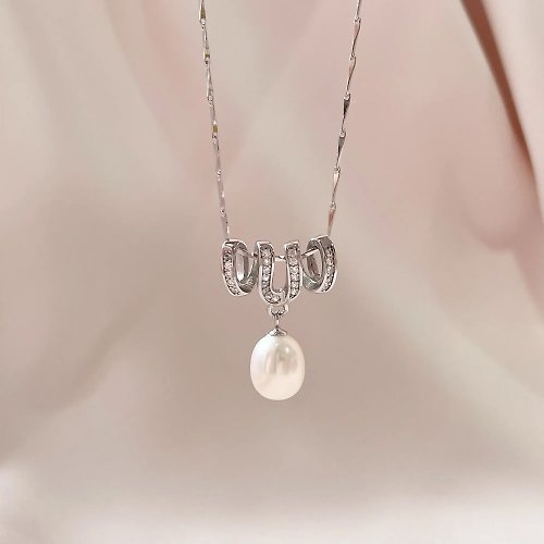Elegant 珍愛宣言 【母親節禮盒】繾綣天然水滴珍珠純銀項鍊