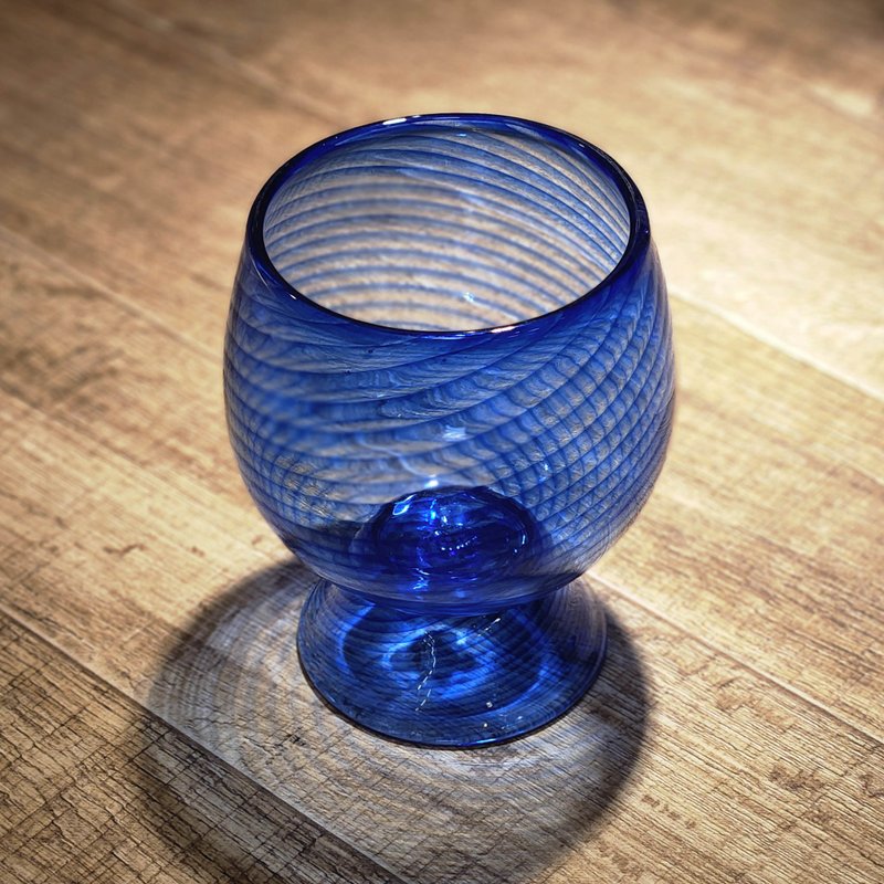 Chubby short-legged cup-blue hand-made glass purely hand-blown - แก้ว - แก้ว สีน้ำเงิน