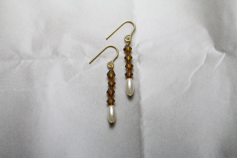 // Fine series crystal dangle earrings // ve097 - Earrings & Clip-ons - Plastic Brown