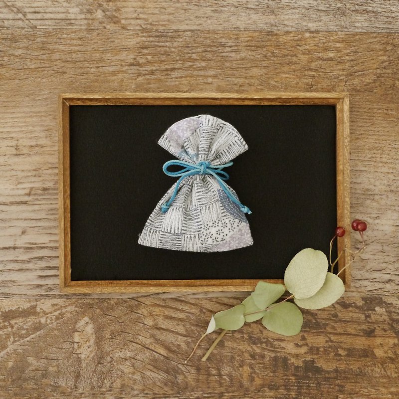 Healing happy accessory Kimono smell bag - น้ำหอม - ผ้าฝ้าย/ผ้าลินิน สีน้ำเงิน