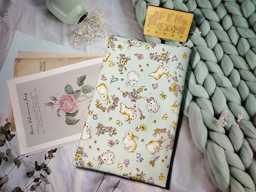 FEN手工小鋪 動物系列-日本布料淺綠花朵兔布書衣-布書套-可適用A5小說-25K