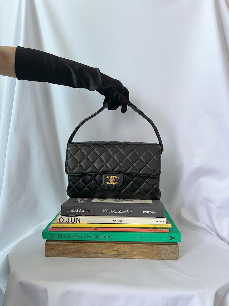 Chanel Vintage Double Classic Flap Bag Gemini second-hand side backpack - Messenger Bags & Sling Bags - Genuine Leather Black