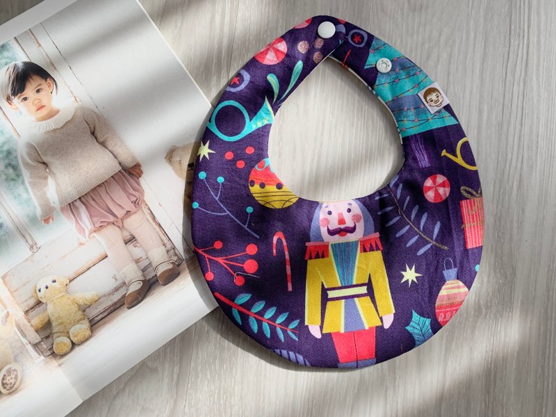 Christmas Nutcracker Christmas Gift Handmade Bib Drool Bib 8-Layer Gauze Ready Stock Cotton - Bibs - Cotton & Hemp Green
