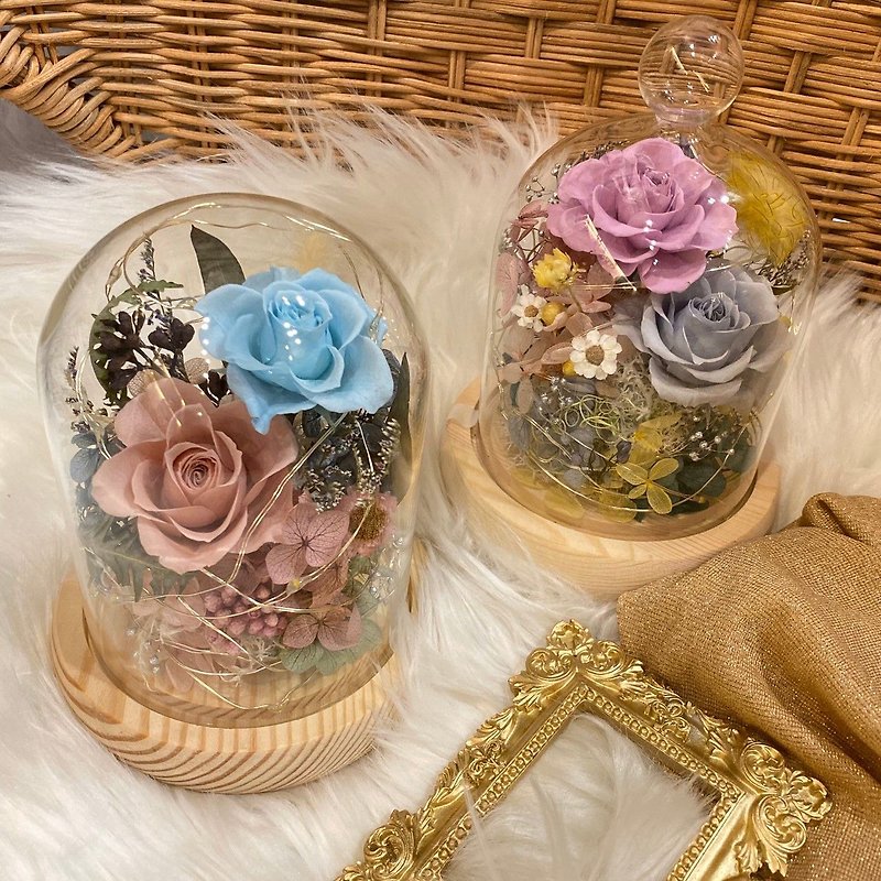 [Meeting Everlasting] Deepwater Beauty Fresh and Immortal Glass Cover With Lamp Can Add Lettering Attached Box - ช่อดอกไม้แห้ง - พืช/ดอกไม้ 