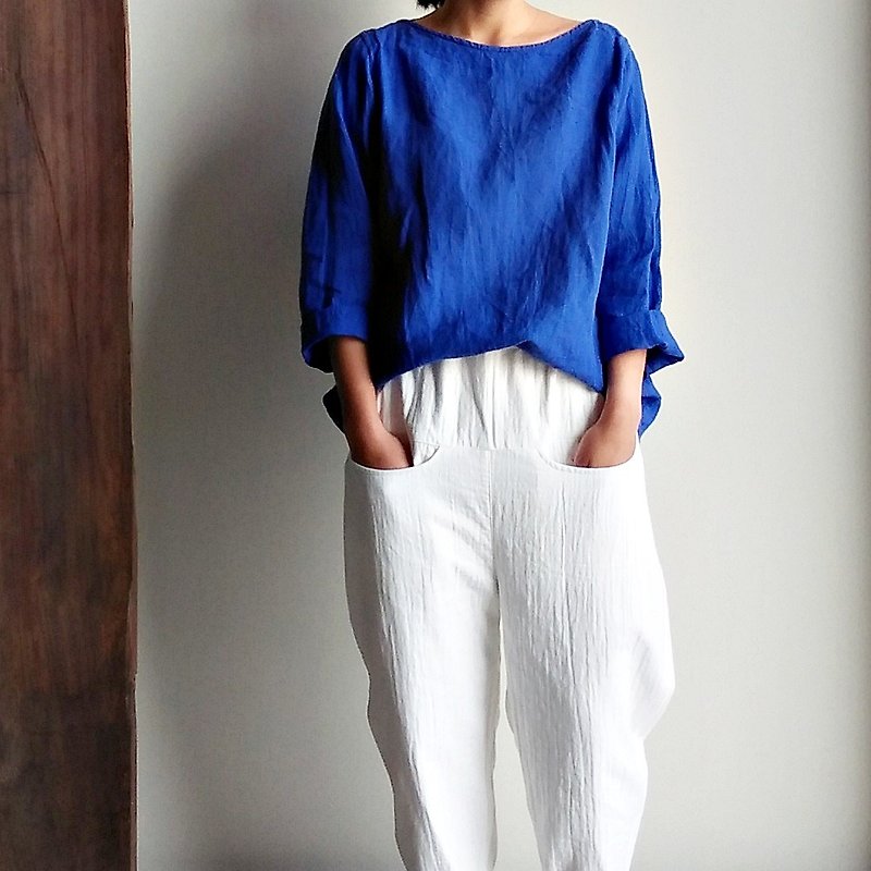 Spot fork shoulder linen long-sleeved shirt linen blue thick linen - Women's Tops - Cotton & Hemp Blue