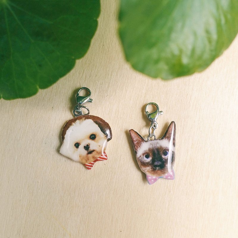 Customized pet cats and dogs / portrait stainless steel pendant - สร้อยคอ - วัสดุอื่นๆ สีนำ้ตาล