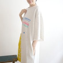 米白長長不修邊可愛七分開衩純棉洋裝 河流 大塊花與貓