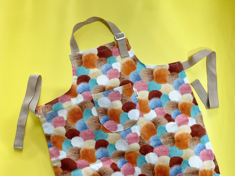 限量小毛球兒童萬用圍裙 - 圍裙 - 棉．麻 咖啡色