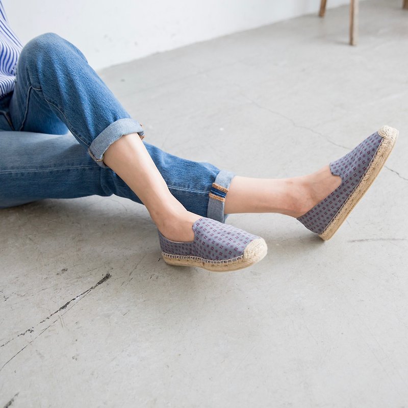 日本布料手工草編鞋-和風錢幣 絕版 出清品 - 女款休閒鞋 - 棉．麻 藍色