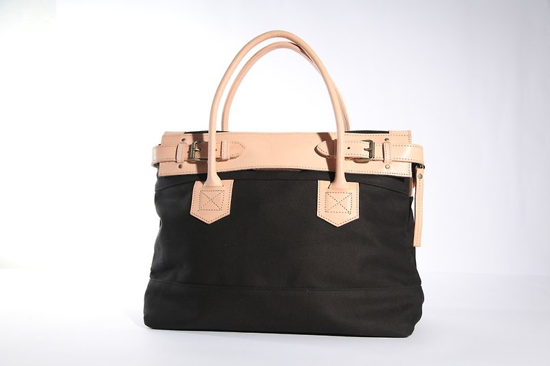 Claire bag / klaire Bag / cowhide handle / handmade limited edition / black M - Handbags & Totes - Cotton & Hemp Black