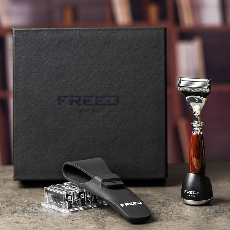 【FREED】五刀刮鬍刀尊爵禮盒 仿紫紅檀木 客製刻字 父親節 七夕 - 男性保養/清潔/修容工具 - 鋁合金 咖啡色
