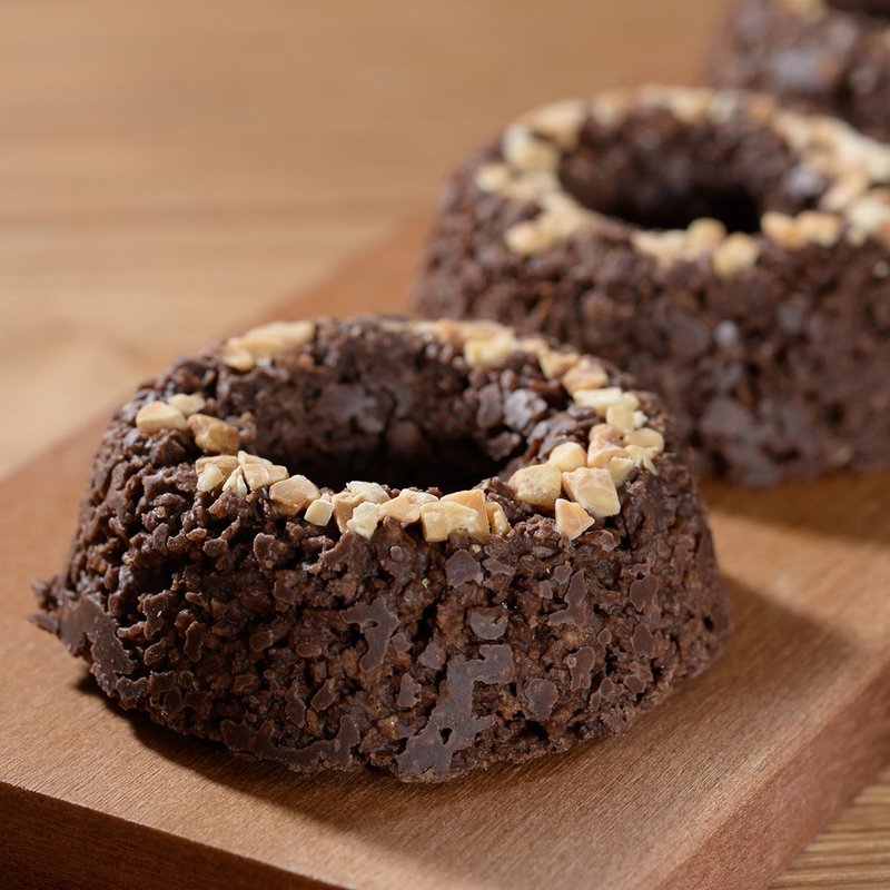 [Love is not long-winded] Almond Chocolate Donut - ขนมคบเคี้ยว - อาหารสด 