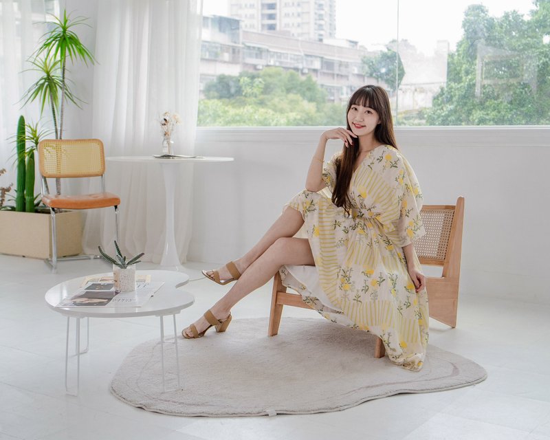 【波麗印花】維納斯女神洋裝 v領 日本千葉 油菜花 長裙 - 洋裝/連身裙 - 棉．麻 黃色