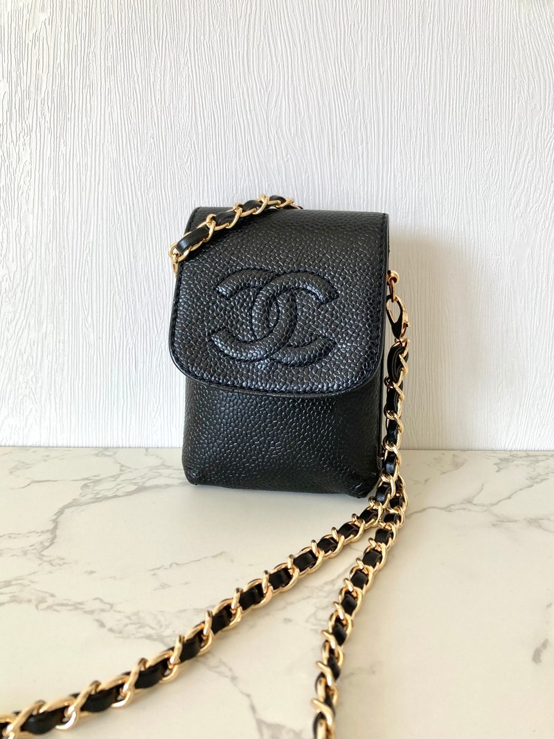 【LA LUNE】Rare second-hand Chanel caviar black cross-body shoulder bag - กระเป๋าแมสเซนเจอร์ - หนังแท้ สีดำ