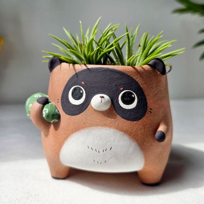 Robber tanuki plant pot. Handmade succulent planter. - 花瓶/花器 - 陶 