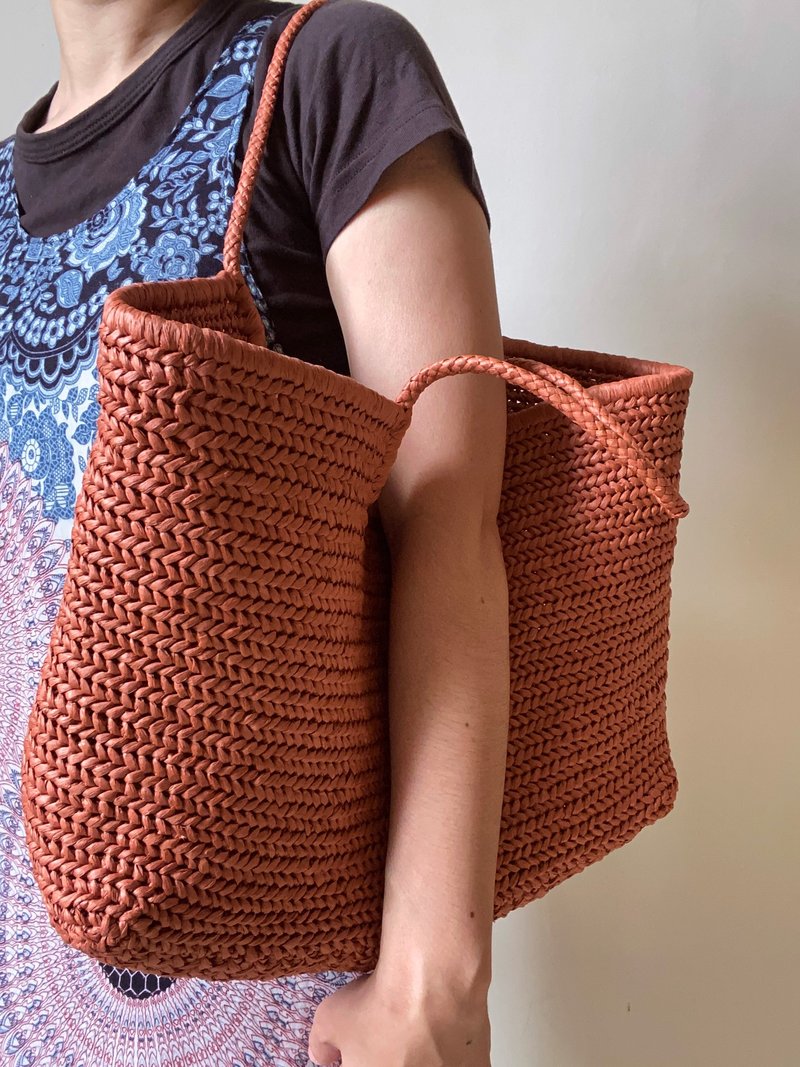 fishbone shoulder bag - Handbags & Totes - Other Materials 