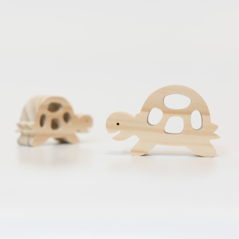wagaZOO thick-cut shape building block marine series - turtle, crab - Items for Display - Wood Khaki