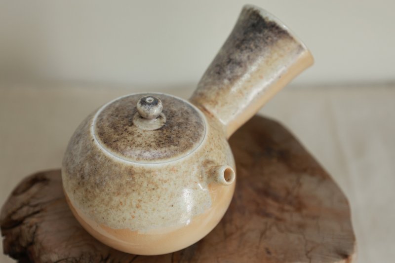 柴燒瓷壺/200ml/瀧間拾光 - 茶壺/茶杯/茶具 - 瓷 