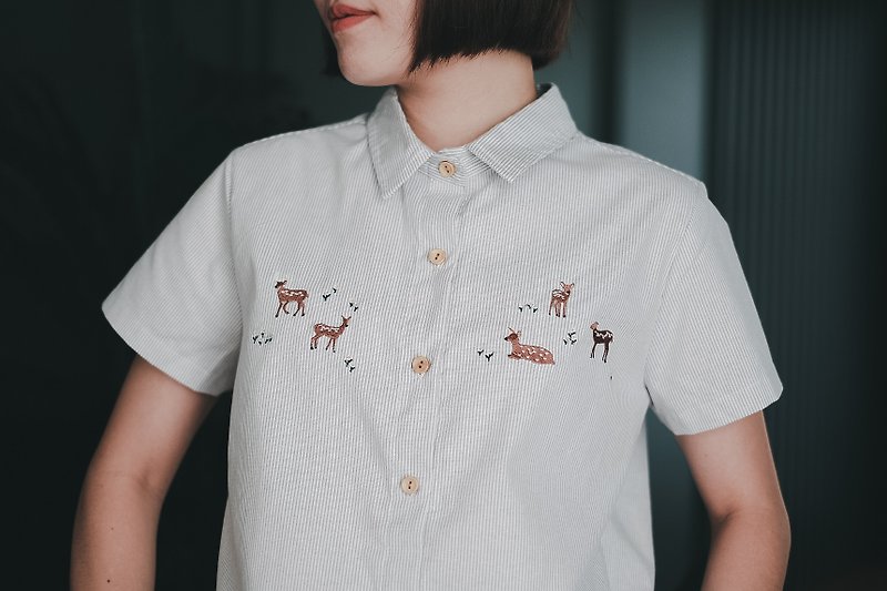 Deer Shirt : Grey Stripe Size S,M - Women's Tops - Thread Gray