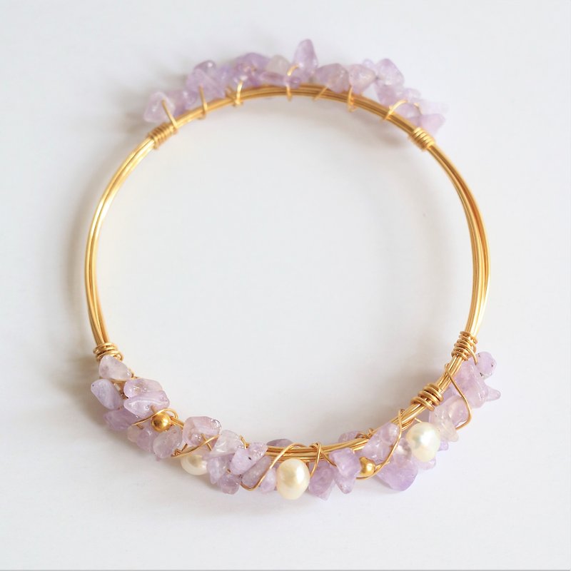 Amethyst and pearl wire wrapped bracelet - Amethyst bracelet 18k gold plated - Bracelets - Gemstone Purple