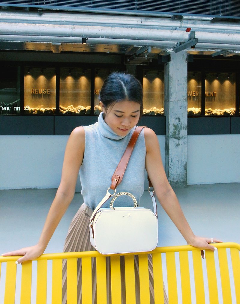 Madelyn Shoulder Bag/ Handheld - Messenger Bags & Sling Bags - Faux Leather White