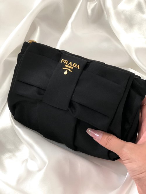 日本直送 名牌中古包 】PRADA プラダ フロントリボン ナイロン