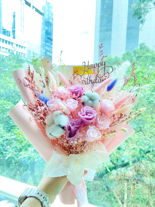 The Blossom Daisies 糖果Barbie粉粉花束