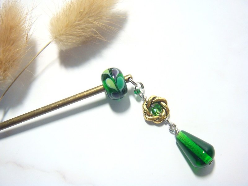 Grapefruit forest glass-two-color small leaf pattern-hairpin style-forest green - เครื่องประดับผม - แก้ว สีเขียว