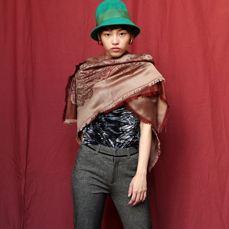 Pumpkin Vintage. Ancient wool tassel weave flower scarf shawl big square scarf - ผ้าพันคอถัก - ขนแกะ 