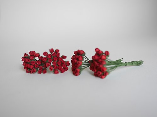 makemefrompaper Paper flower, 100 pieces, size 0.5 x 0.8 cm., budding roses, red color.