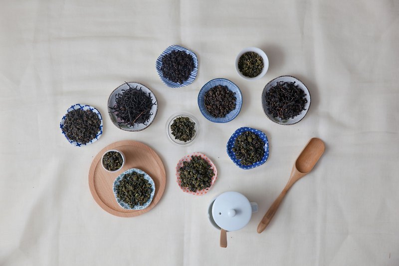 [Group purchase free shipping] 10 classic teas at Xiaojiang Tea Shop (25g*10 packs) - ชา - กระดาษ หลากหลายสี