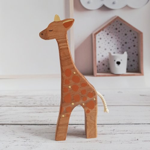 Toysbynusi Wooden toy animals, safari animals giraffe, Montessori baby toys, first toy