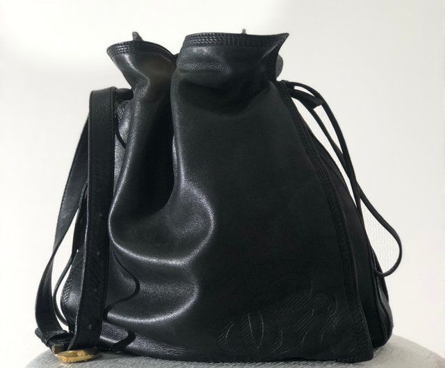 日本直送 名牌中古包 】LOEWE ロエベ アナグラム ナッパレザー 巾着 