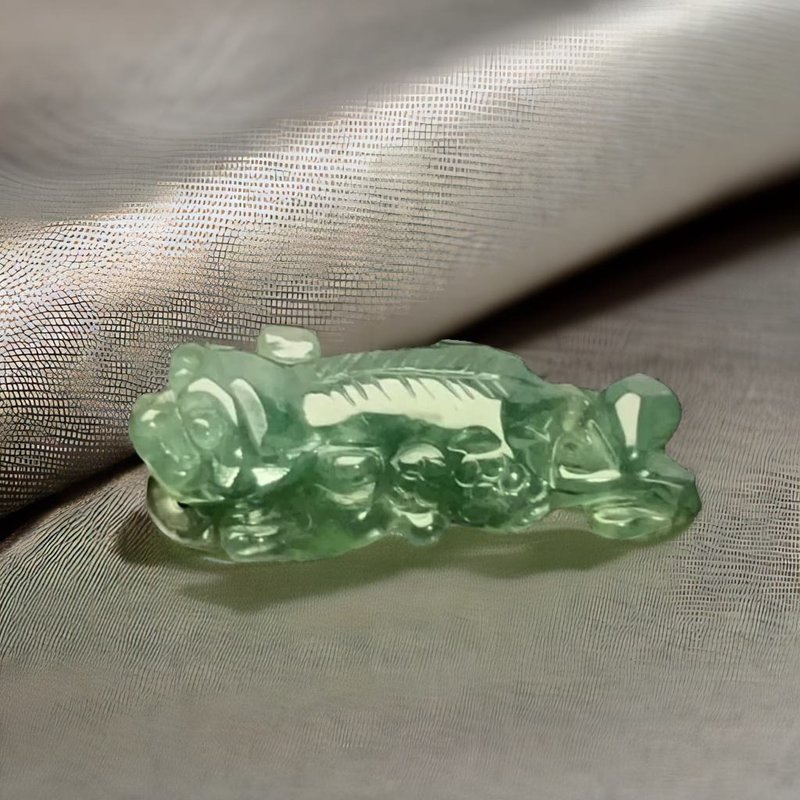 [Lucky Beast] Ice Green Jadeite Pixiu Ornament | Natural Burmese Jadeite A - Charms - Jade Green