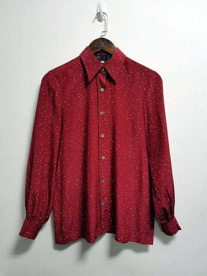 Japan fresh flowers vintage shirt - เสื้อเชิ้ตผู้หญิง - ผ้าฝ้าย/ผ้าลินิน สีแดง