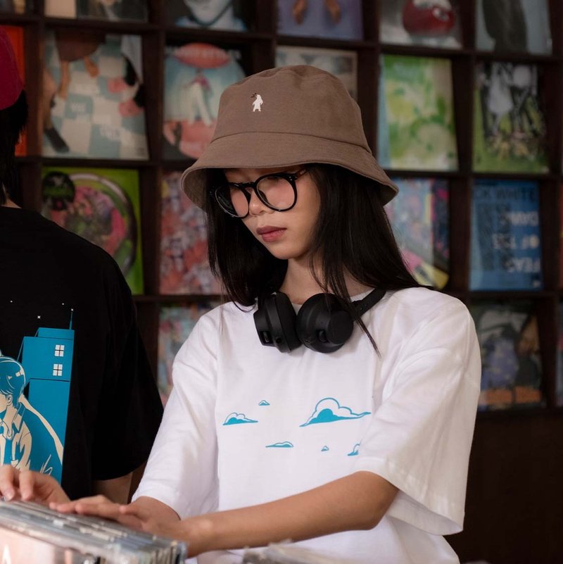 バッドベアデー - バケットハット (チョコ) - 帽子 - コットン・麻 ブラウン