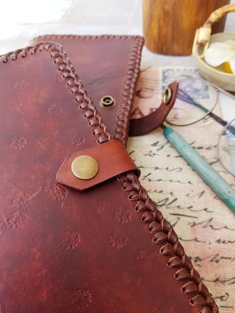 [古朴风Notebook] A6 loose-leaf blank notebook leather hand made - Notebooks & Journals - Genuine Leather Brown