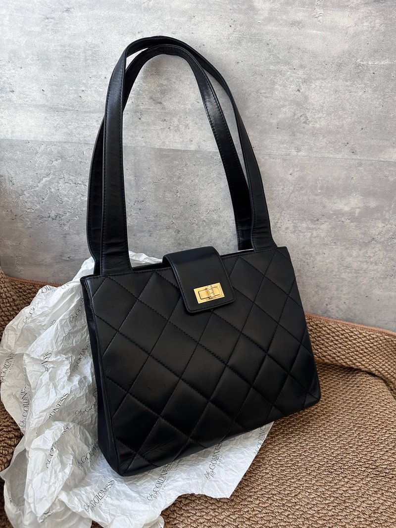 中古包 Chanel 香奈兒 Quilted 2.55 金釦肩背包 - 手提包/手提袋 - 真皮 黑色