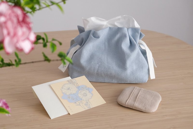 [Mother's Day Limited Gift Box] Tissue paper cover & coasters & 19th joint illustration card - Tissue Boxes - Cotton & Hemp Blue