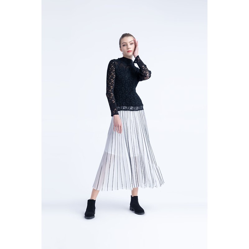 Miyake style micro-textured pleated skirt - Skirts - Polyester 