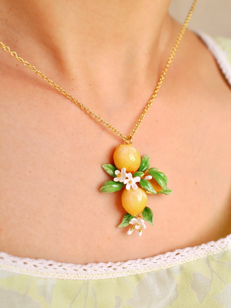 Lemon Pendant Necklace, Fruity Blossom - 項鍊 - 其他金屬 黃色