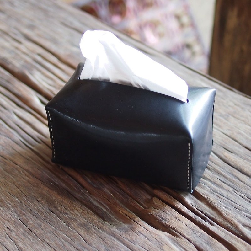 Textured hand-made Japanese-made multi-oil vegetable tanned cow leather facial paper/toilet paper boxMade by HANDIIN - Tissue Boxes - Genuine Leather 